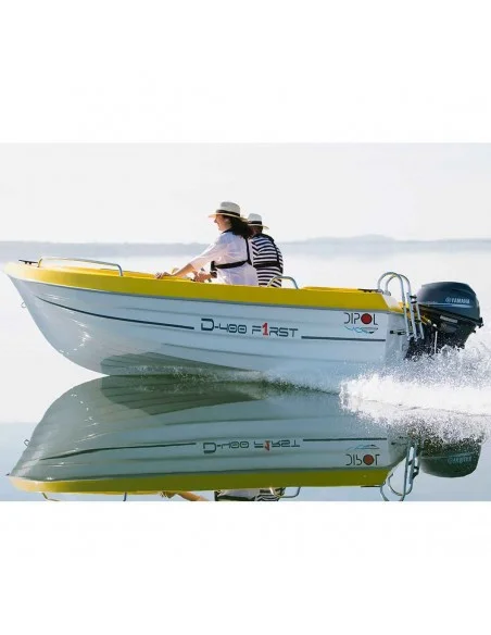 Barco pequeño Dipol D-400 F1RST