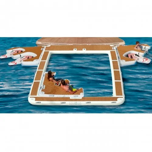 Piscina inflable para yates... Piscina inflable para yates...