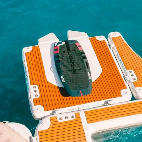 Muelle Individual Yachtbeach para... Muelle Individual Yachtbeach para...